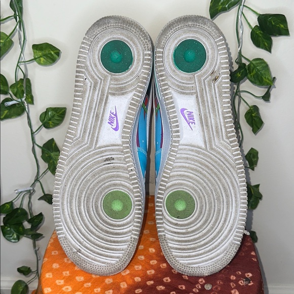 Nike Men’s Ruohan Wang x Nike Air Force 1 Low - Picture 7 of 10